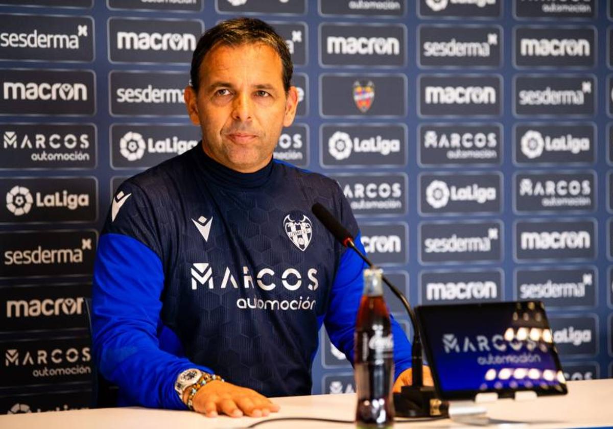 Javi Calleja regresa a La Rosaleda Para mí es un partido muy bonito